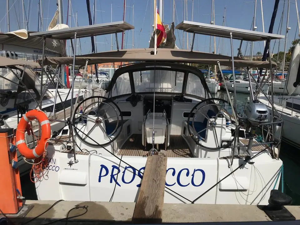 Alboran Prosecco (Azores) Sun Odyssey 519