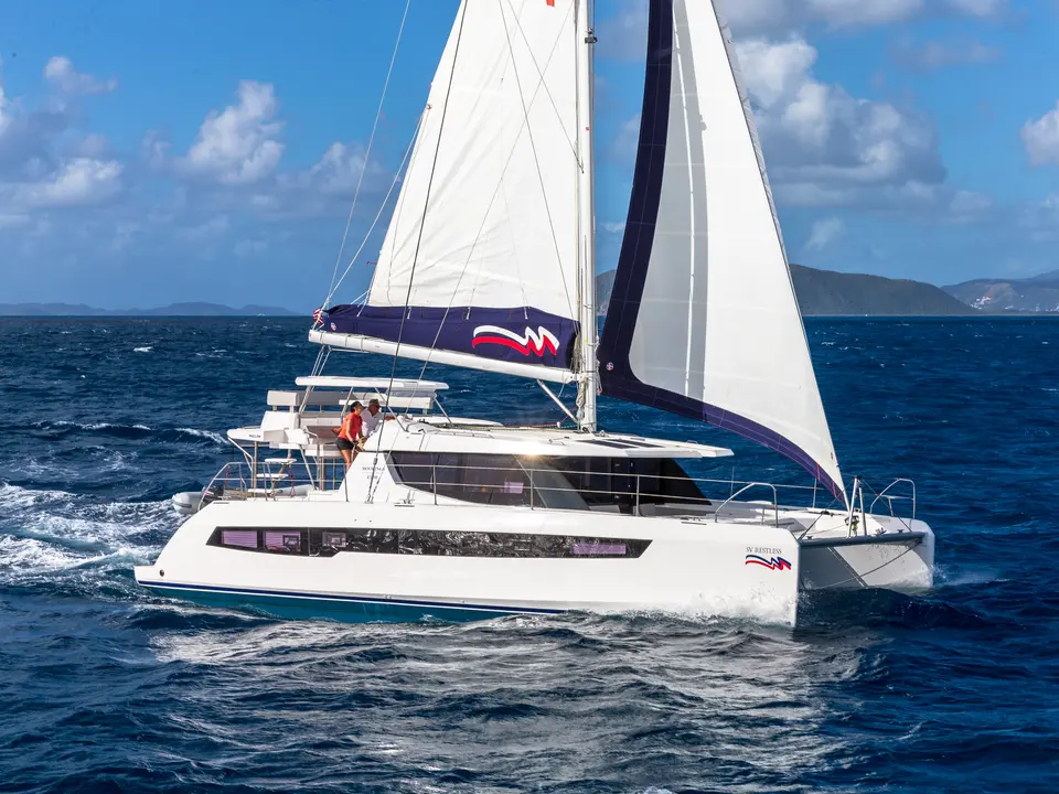 Moorings 4500L Club Leopard 45