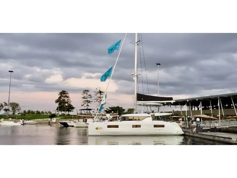 BYC PARATY Lagoon 46