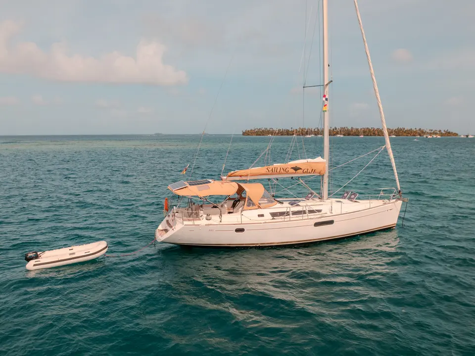 Guji Sun Odyssey 44 i