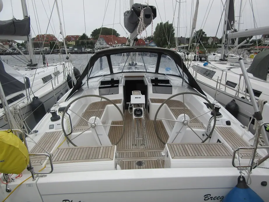 FIFTEEN Hanse 458