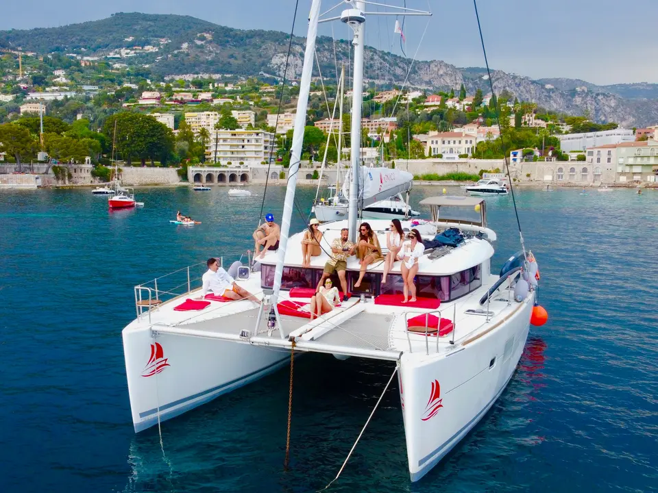 Red  Sail Lagoon 400 S2