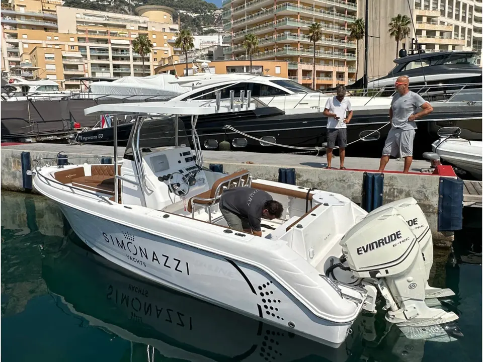 Red  Wave Proline 24 Supersport