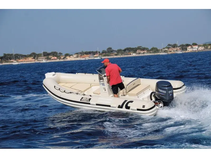 Red  Star Joker Clubman 19
