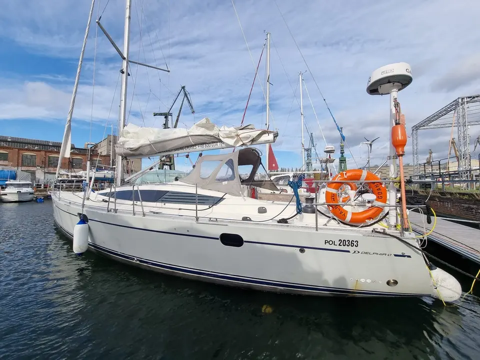 Yachting Delphia 47