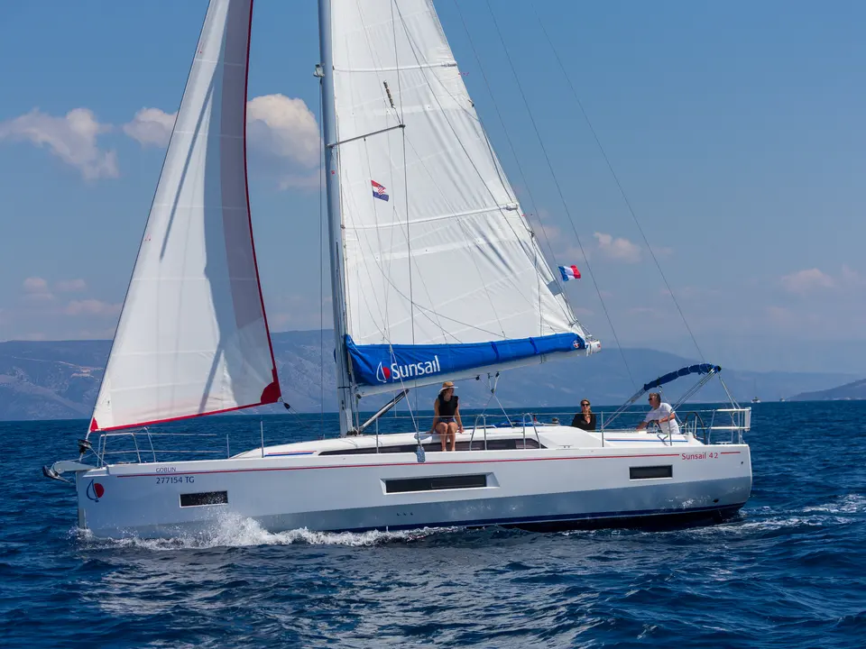 Sunsail 42 Premium Oceanis 40.1