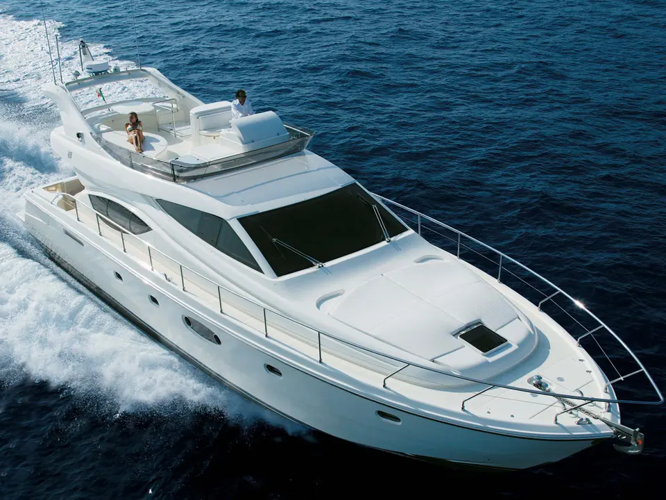 The Boat Ferretti 550