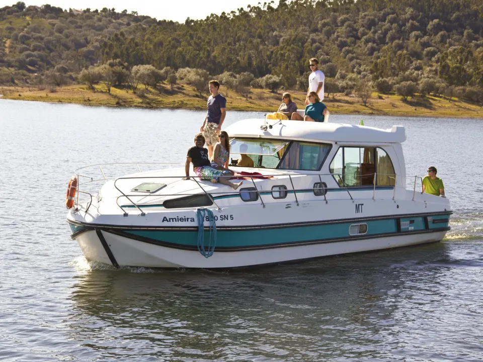 Cruiser Comfort XL 10/12 Pers. Nicols Sedan 1310