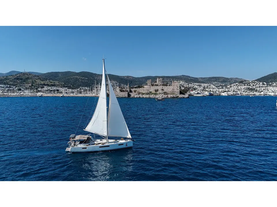 Premium Sun Odyssey 440