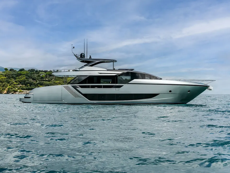 ZY Nautica Diva Riva 82 Diva